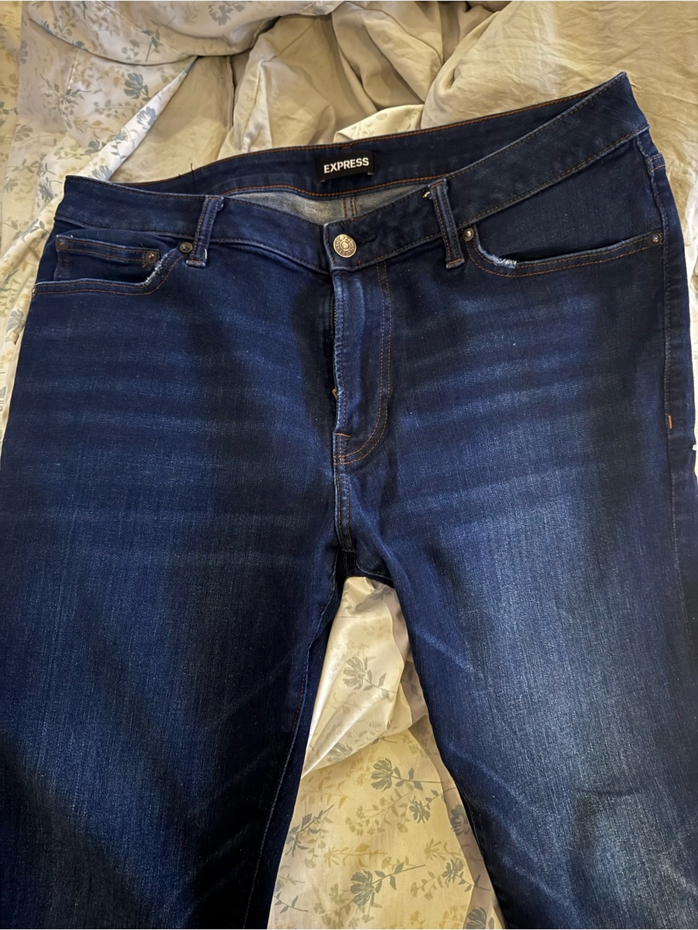 Express Men's Dark Indigo Straight Jeans